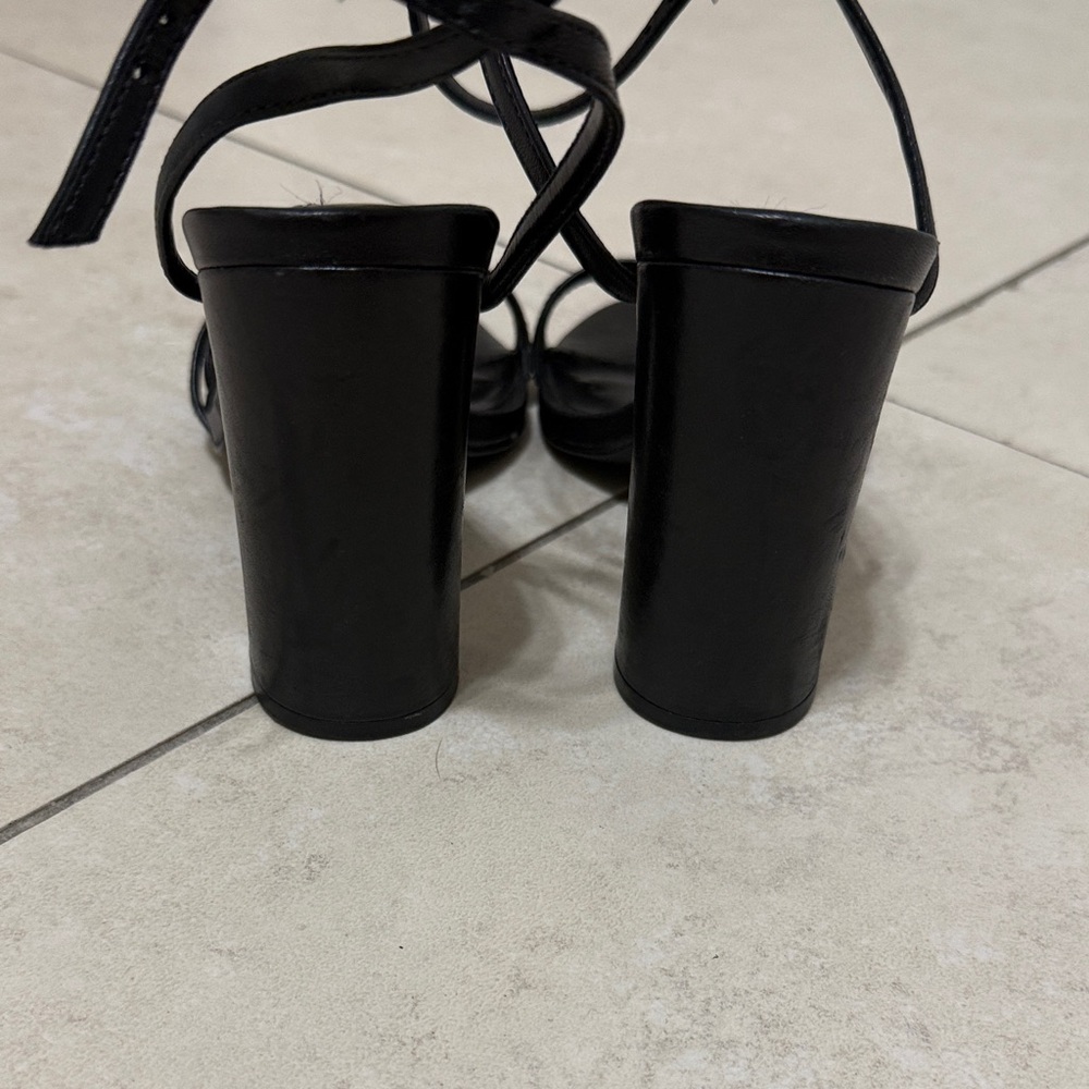 Steve Madden Black Ankle Strap Heels - Picture 4 of 4